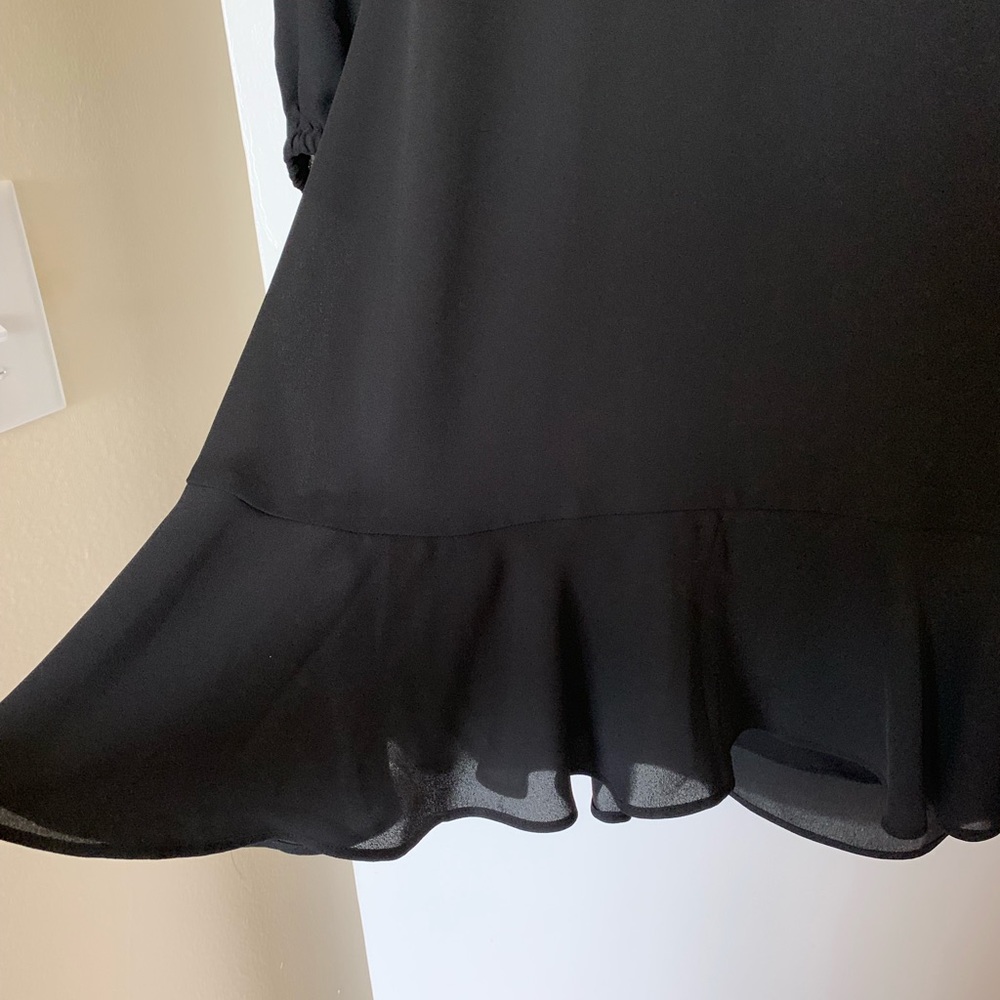*NWT* Open Back Ruffle Party Dress - Picture 4 of 6